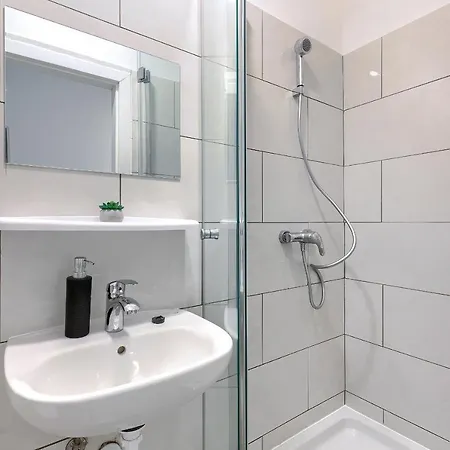 Hostel Monte Zaro