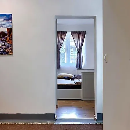 Monte Zaro Hostel *