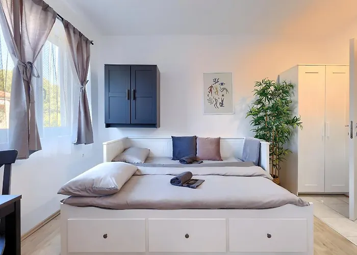 Monte Zaro Auberge de jeunesse Pula