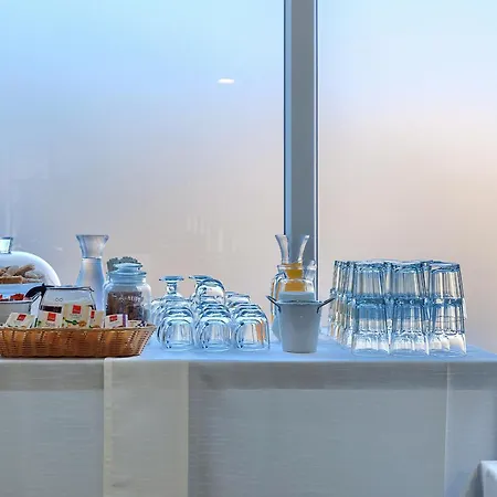 Monte Zaro 호스텔 풀라