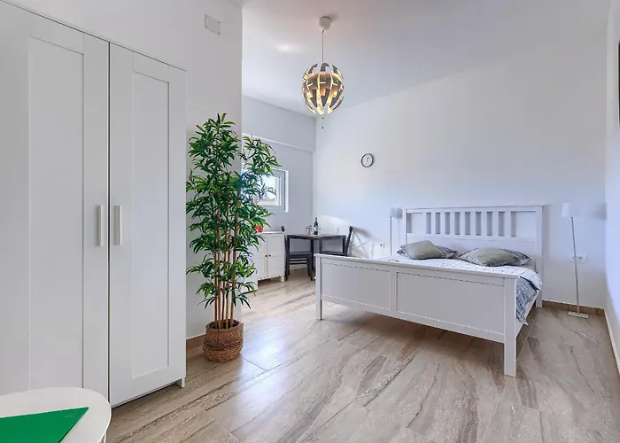 호스텔 Monte Zaro *